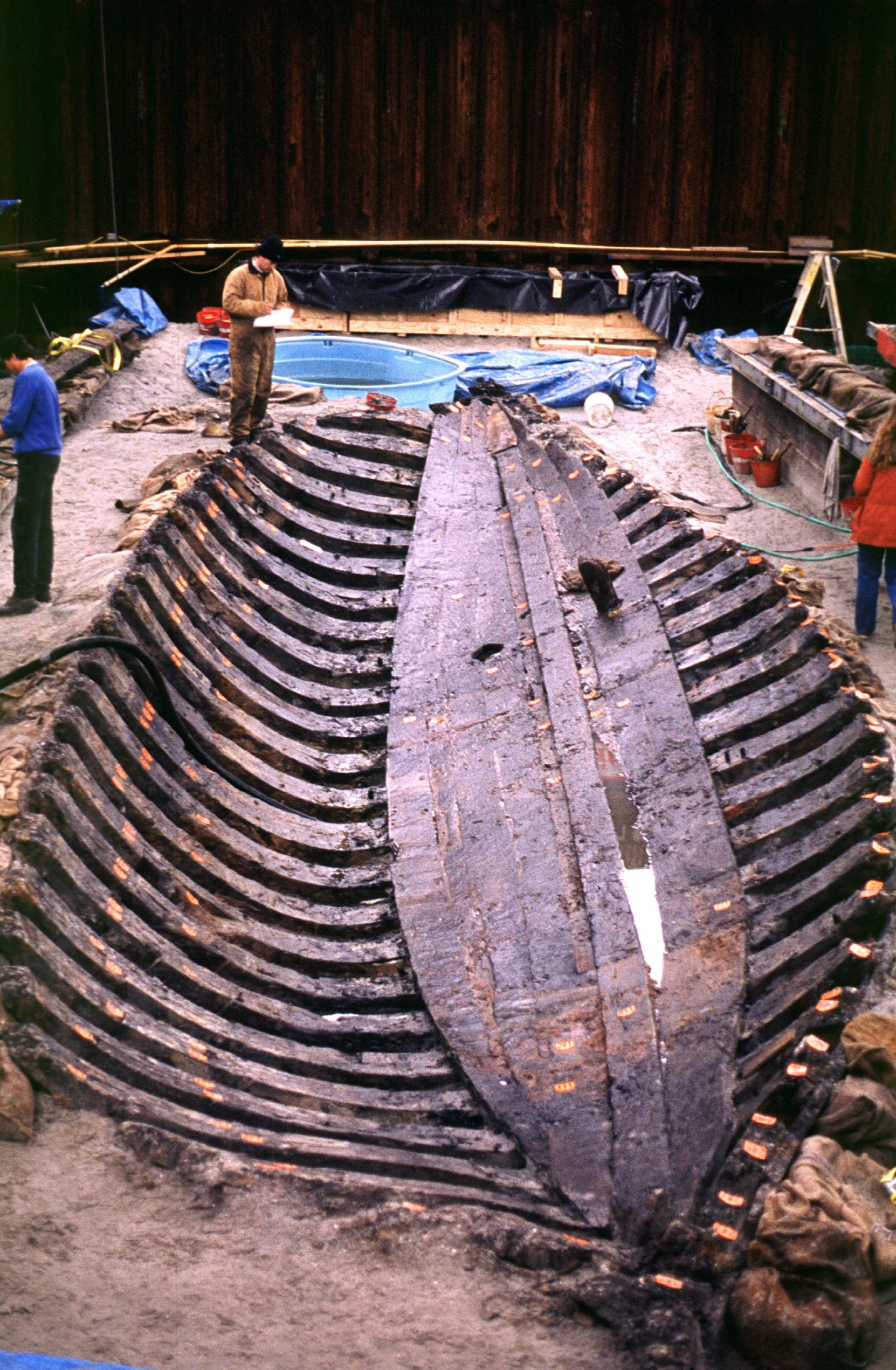 With the water from Matagorda Bay pumped out of the cofferdam surrounding the shipwreck, archaeologists from the Texas Historical Commission were able to conduct a dry land excavation of La Belle. Museum of the Coastal Bend Victoria, TX